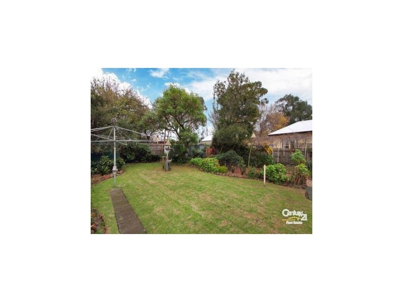 10 Victoria Street, Parkdale VIC 3195