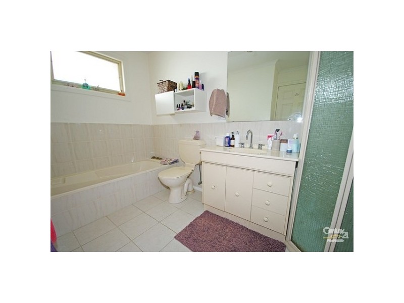 2/8 Dega Avenue, Bentleigh East VIC 3165