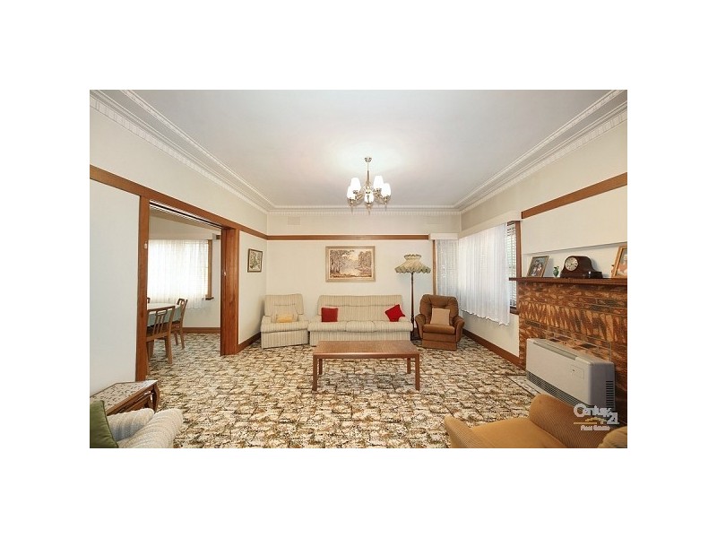 5 Hastings Street, Mckinnon VIC 3204