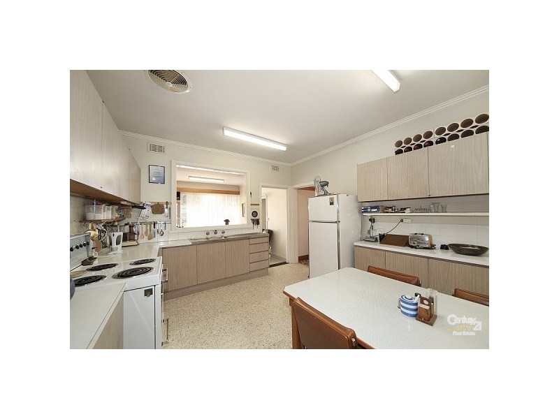 5 Hastings Street, Mckinnon VIC 3204