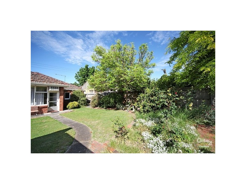 5 Hastings Street, Mckinnon VIC 3204