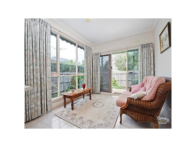 2/39 Stewart Street, Ormond VIC 3204