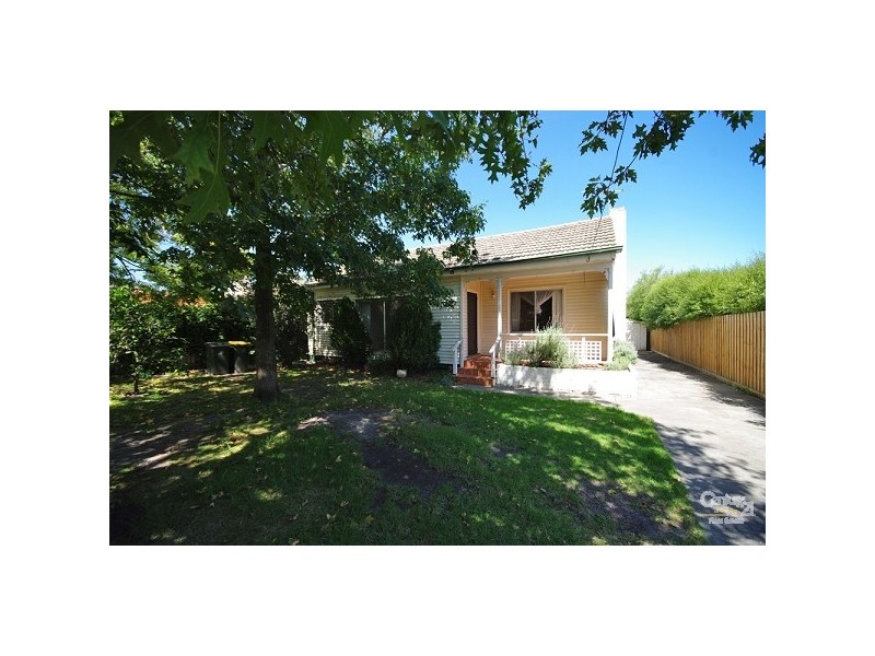 22 Luckins Road, Bentleigh VIC 3204