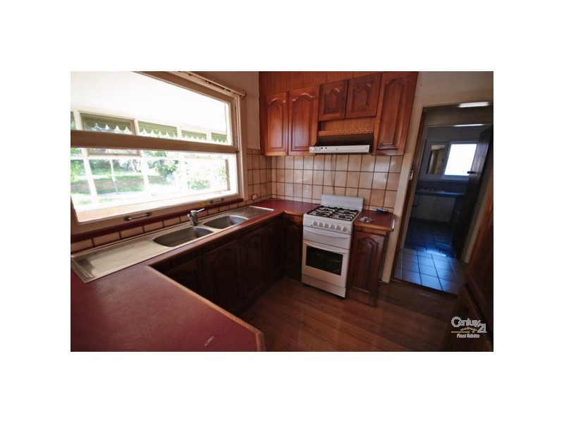 33 Tudor Street, Bentleigh East VIC 3165