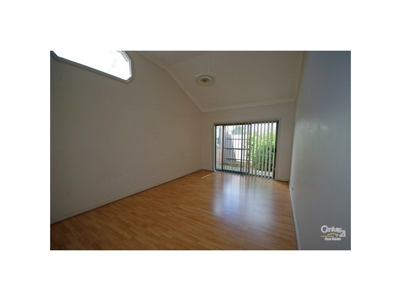 2/14 Osborne Avenue, Mckinnon VIC 3204