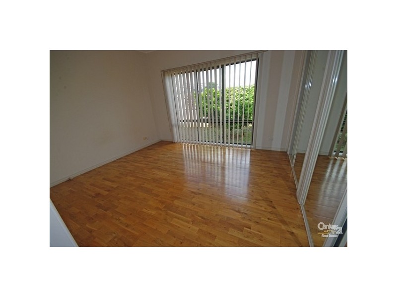 2/14 Osborne Avenue, Mckinnon VIC 3204