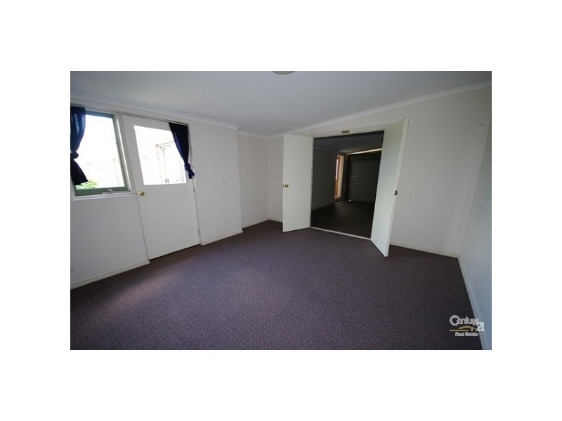 2/14 Osborne Avenue, Mckinnon VIC 3204