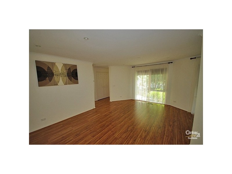 2/8 Dega Avenue, Bentleigh East VIC 3165