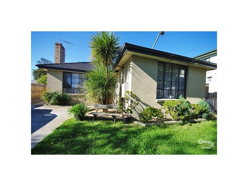 15 Quinns Road, Bentleigh East VIC 3165