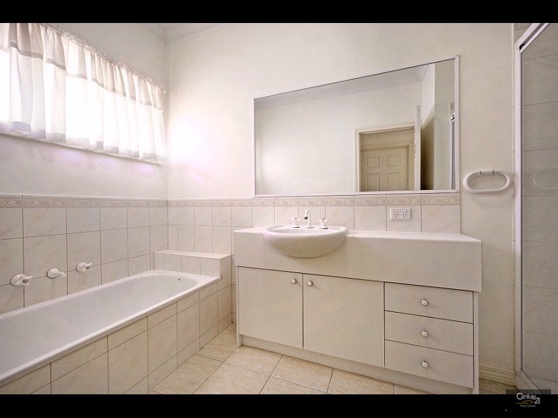 2/3 Garfield Street, Cheltenham VIC 3192