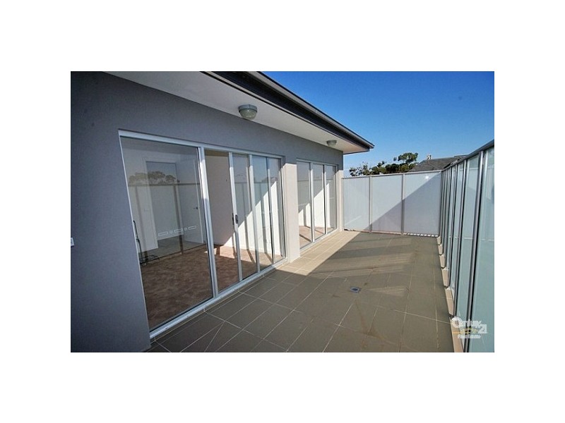 13/237 Hampton Street, Hampton VIC 3188