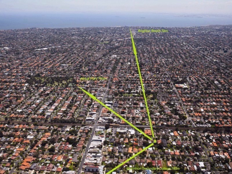 22 Station Avenue, Mckinnon VIC 3204