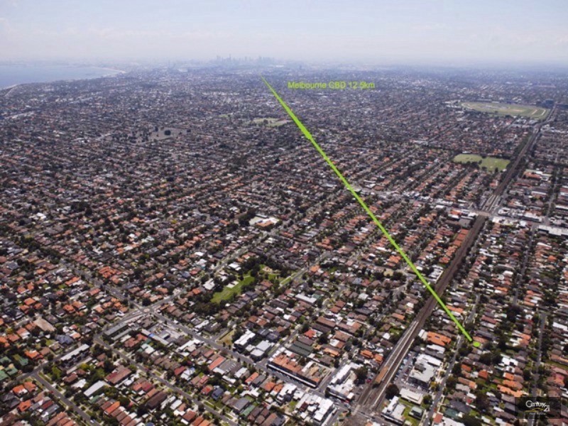 22 Station Avenue, Mckinnon VIC 3204