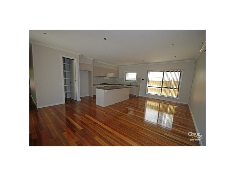 2/37 Anne Street, Mckinnon VIC 3204