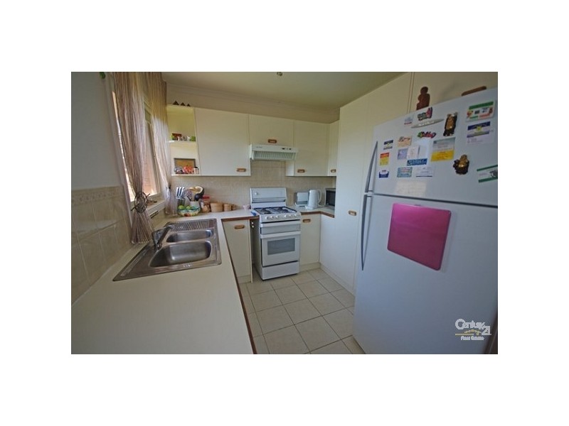 2/8 Dega Street, Bentleigh East VIC 3165