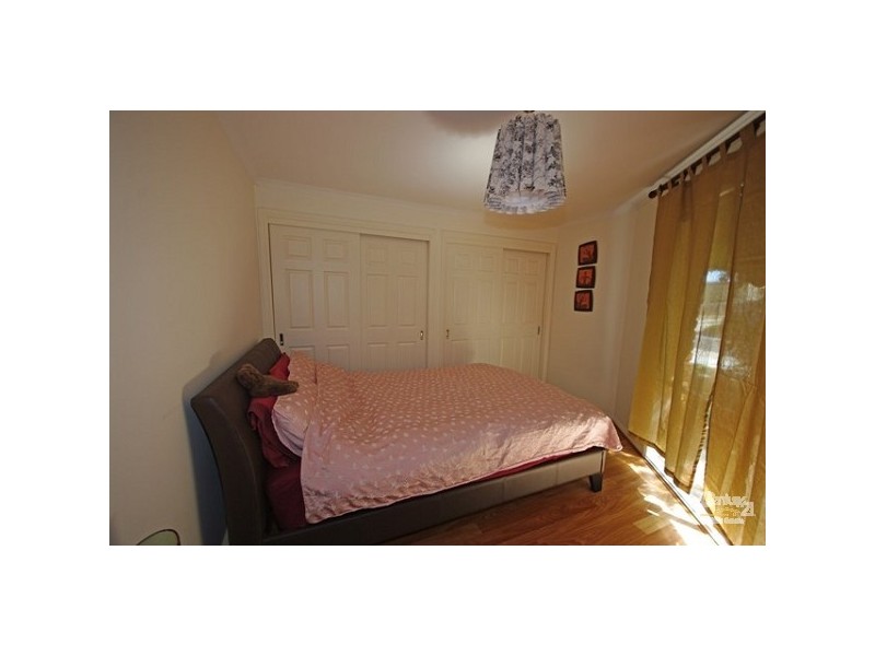 2/8 Dega Street, Bentleigh East VIC 3165