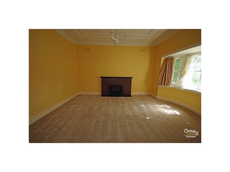 64 Mackie Road, Bentleigh East VIC 3165