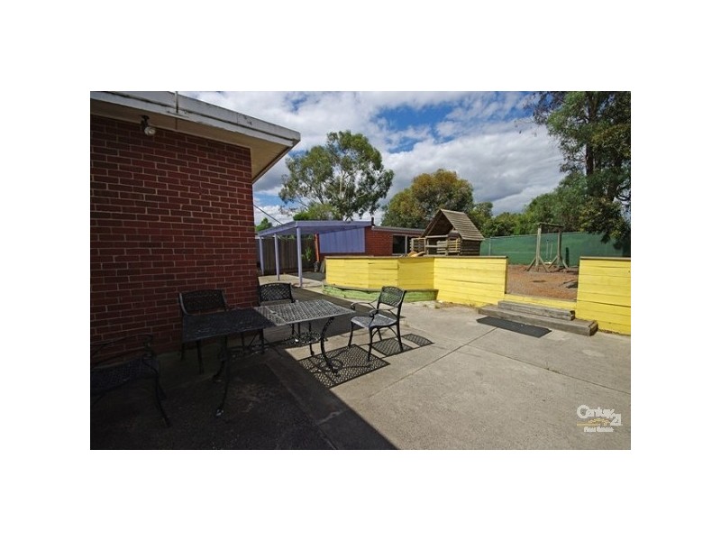 64 Mackie Road, Bentleigh East VIC 3165