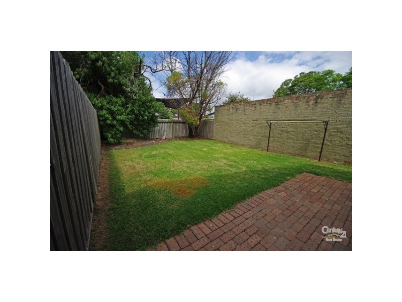 1/34 Hall Street, Mckinnon VIC 3204