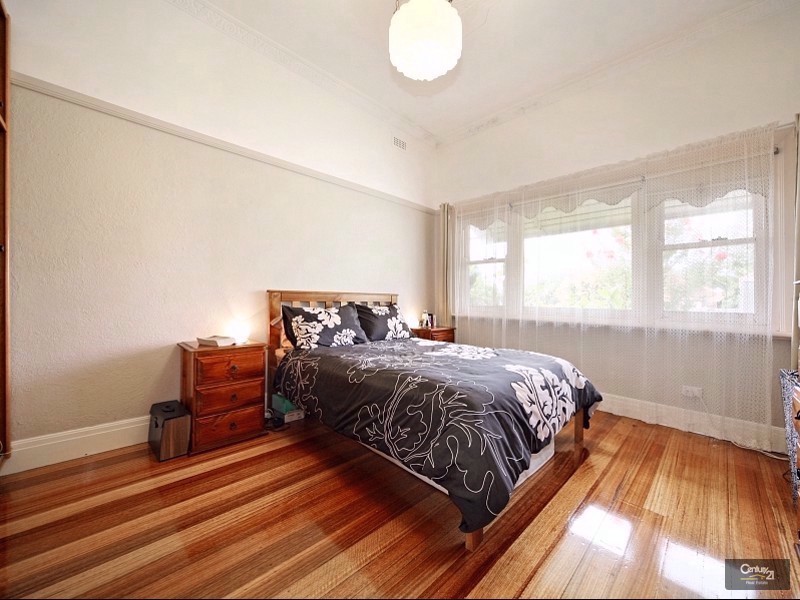 5 Fitzroy Street, Mckinnon VIC 3204
