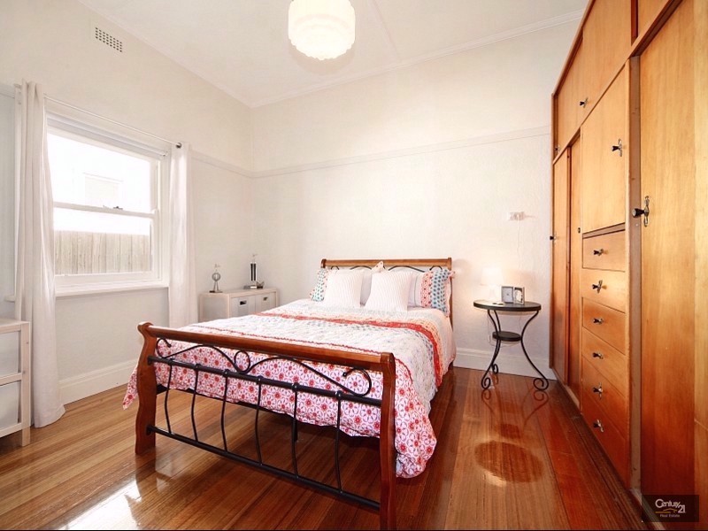 5 Fitzroy Street, Mckinnon VIC 3204