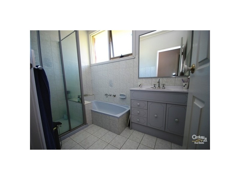 2/114 Wheatley Road, Mckinnon VIC 3204