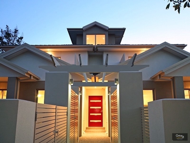 8/18 Bleazby Street, Bentleigh VIC 3204