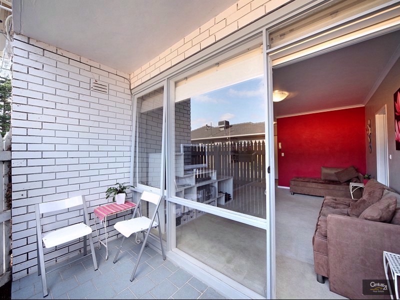 4/13 Clapperton Street, Bentleigh VIC 3204