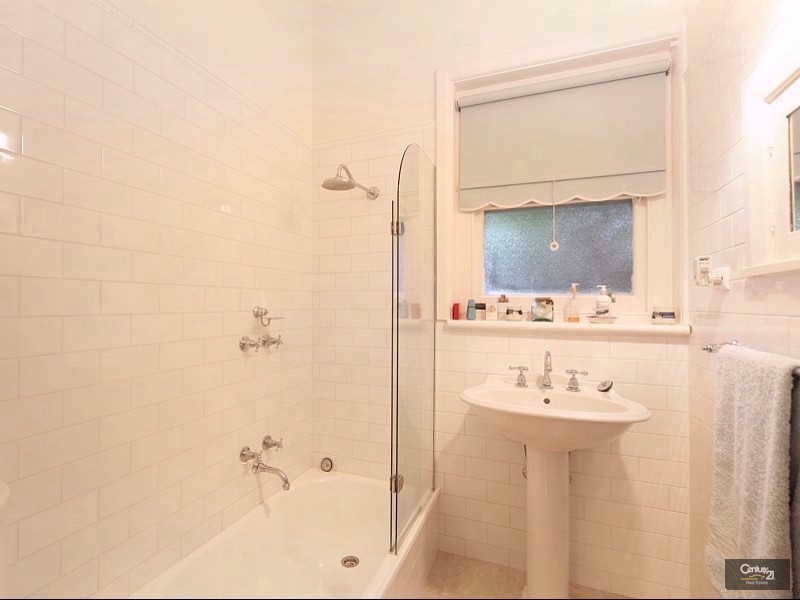 1/1 Fourth Street, Parkdale VIC 3195