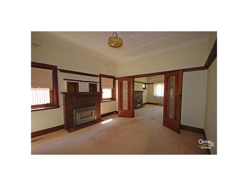 3 Lillimur Road, Ormond VIC 3204