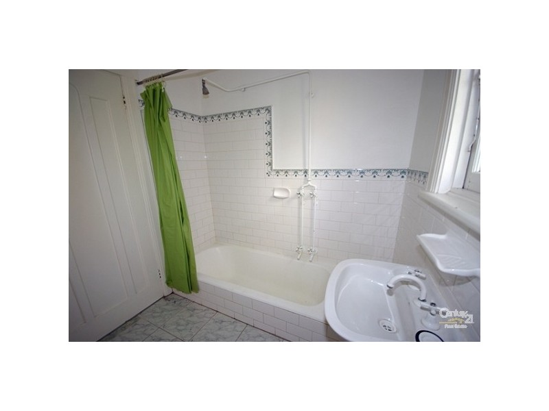 3 Lillimur Road, Ormond VIC 3204