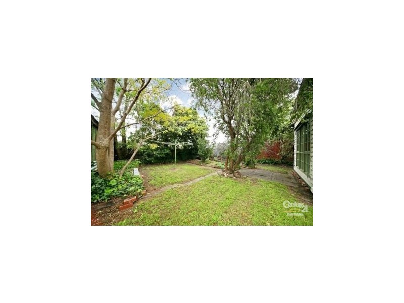 2 Belsize Avenue, Carnegie VIC 3163