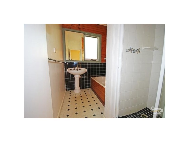 5 Montclair Court, Bentleigh East VIC 3165