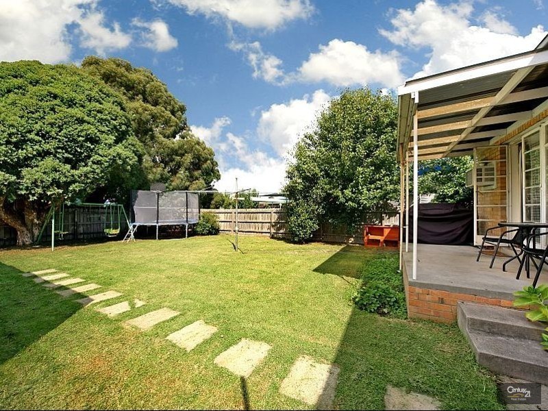 2 Leo Street, Bentleigh East VIC 3165