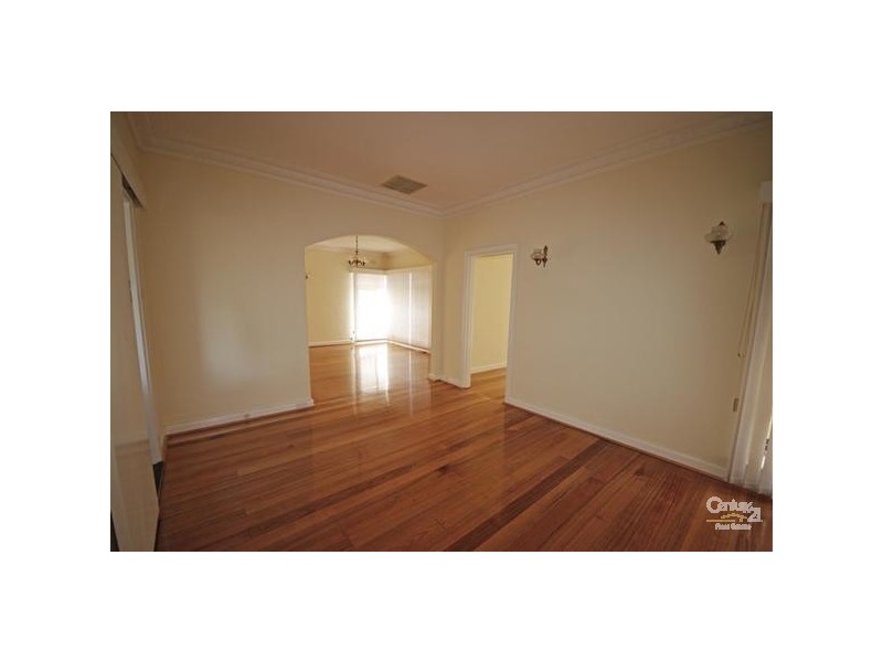 26 Park Crescent, Bentleigh VIC 3204