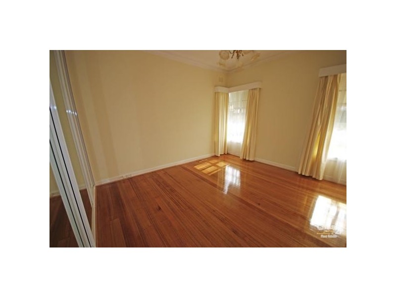 26 Park Crescent, Bentleigh VIC 3204