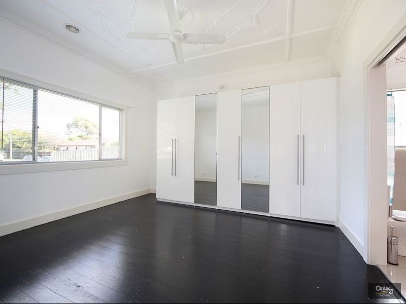 21 Cavendish Drive, Heatherton VIC 3202