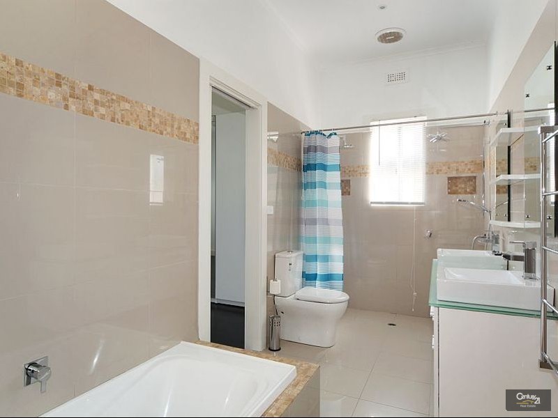 21 Cavendish Drive, Heatherton VIC 3202