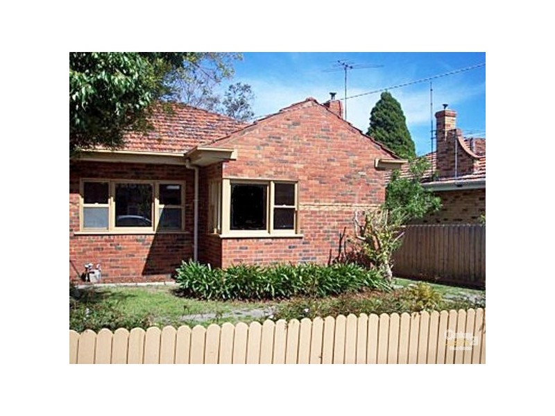 174 McKinnon Road, Mckinnon VIC 3204