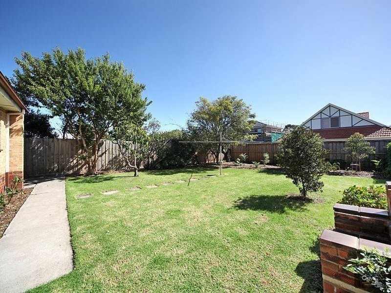 17 Patterson Road, Bentleigh VIC 3204