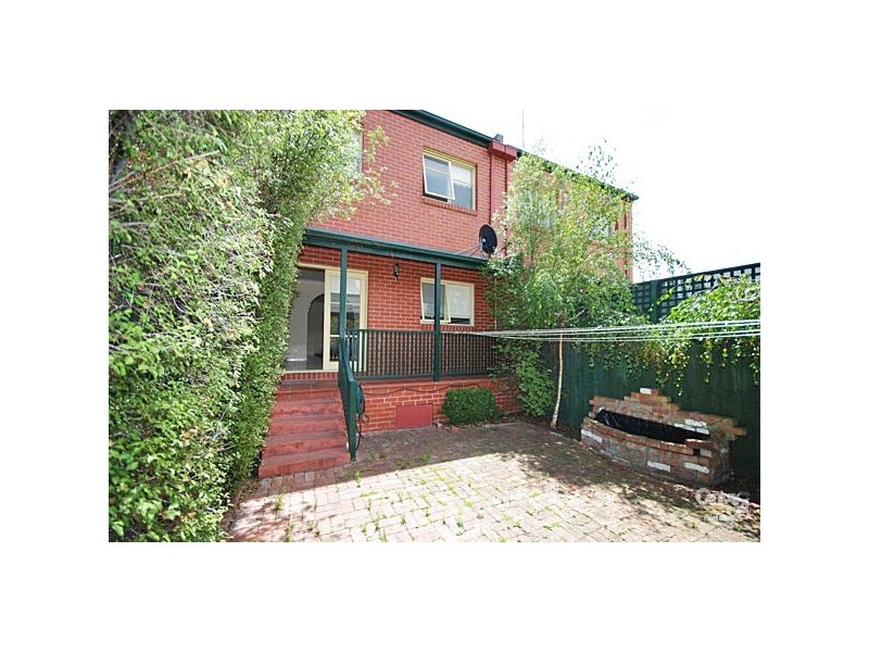 2/76 Wheatley Road, Mckinnon VIC 3204