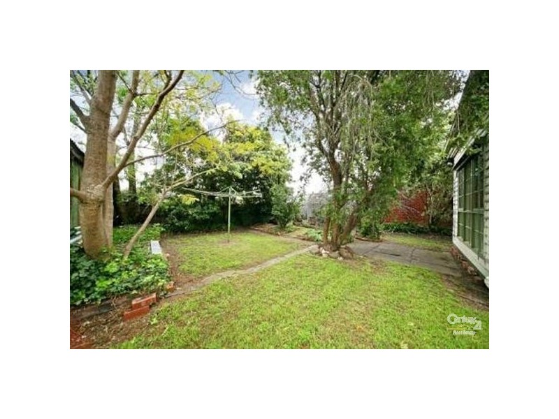 2 Belsize Avenue, Carnegie VIC 3163