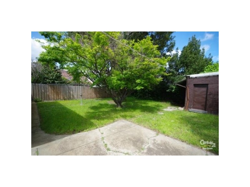 6 Clairmont Avenue, Bentleigh VIC 3204