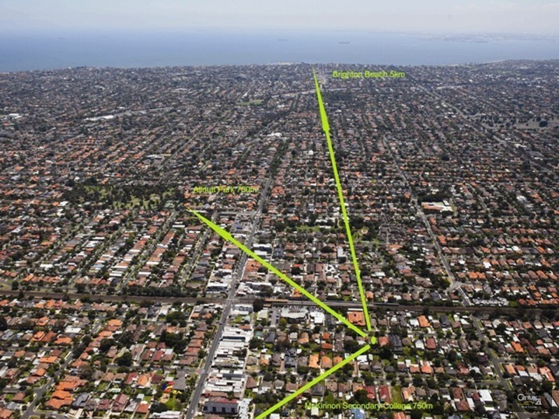 22 Station Avenue, Mckinnon VIC 3204