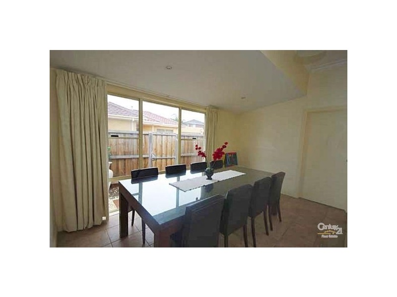 1/11 Carrington Street, Hampton East VIC 3188