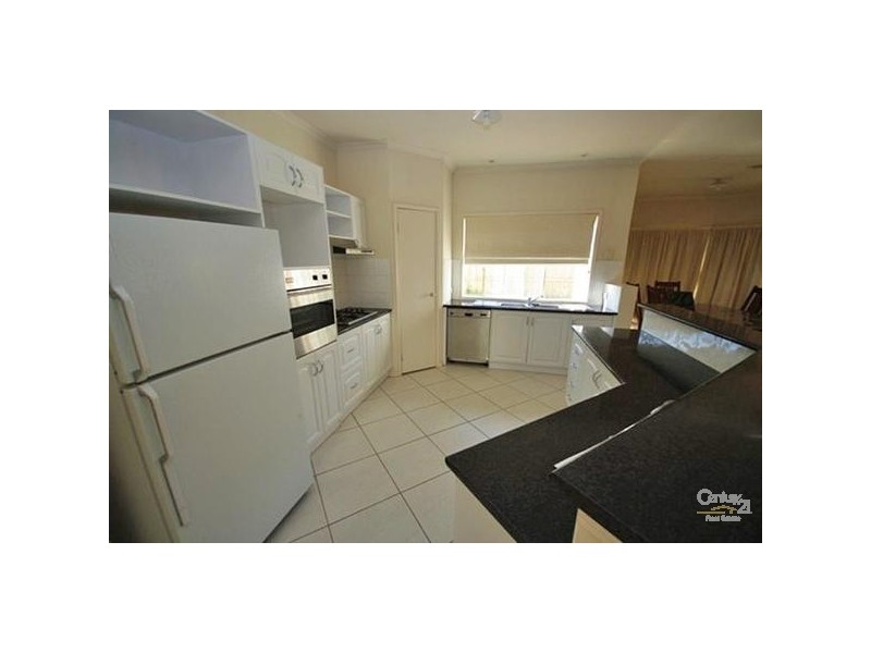 5 Yarraburn Close, Bentleigh East VIC 3165