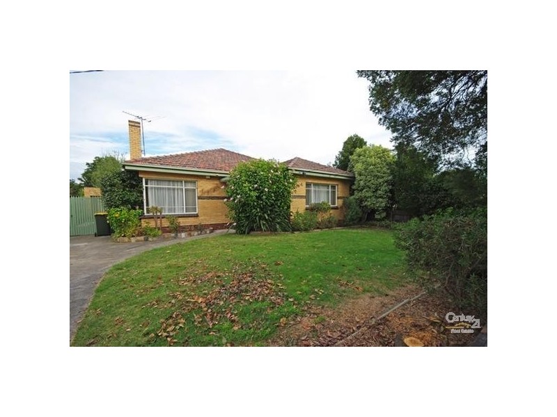 18 Wavell Street, Mckinnon VIC 3204
