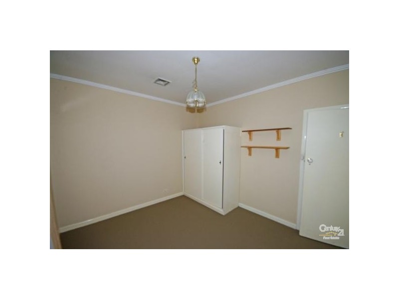 18 Wavell Street, Mckinnon VIC 3204