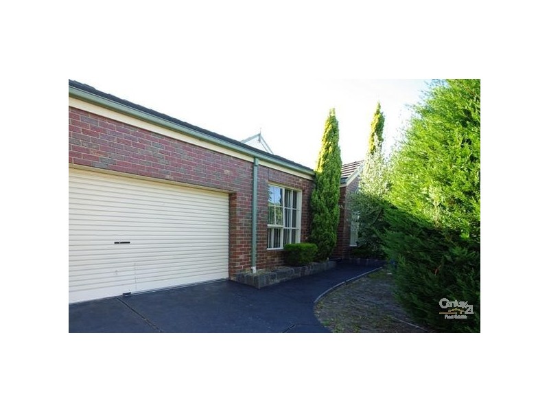 1/4 Katoomba Street, Hampton East VIC 3188