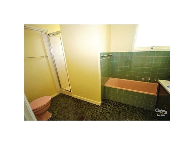 4 Clarence Street, Bentleigh East VIC 3165